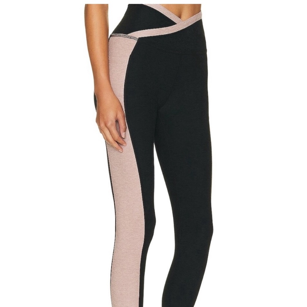 Black and Tan beyond yoga Spacedye leggings